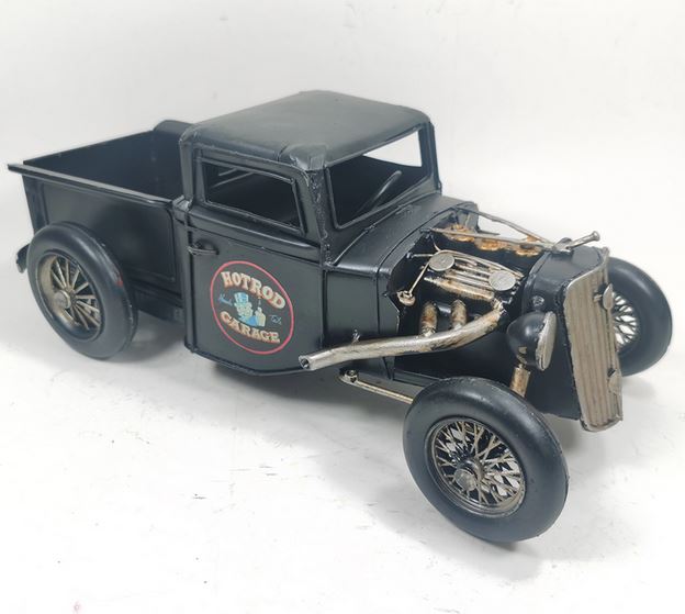 MODEL CAR MODEL A STREET ROD BLACK
