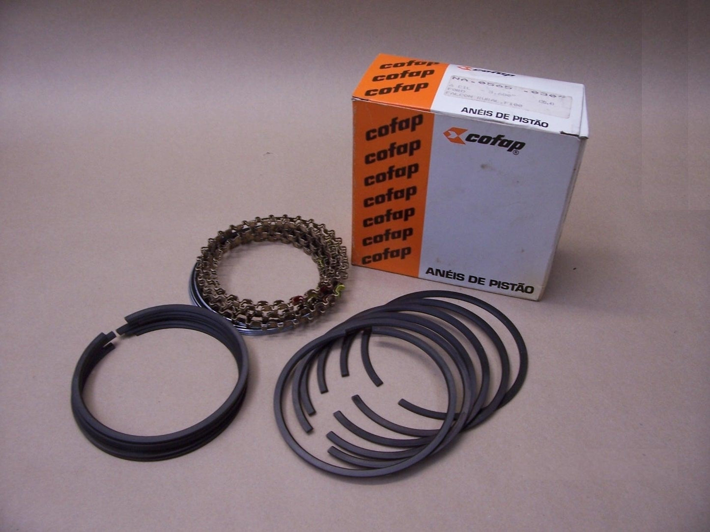 RINGS FORD FALCON 200 250